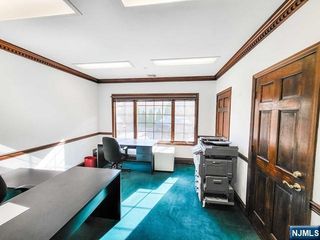36 Farview Terrace Rear Office, Paramus, NJ 07652