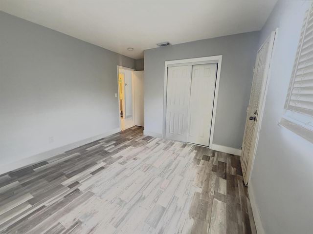 1650 NW 52ND Avenue, Lauderhill, FL 33313