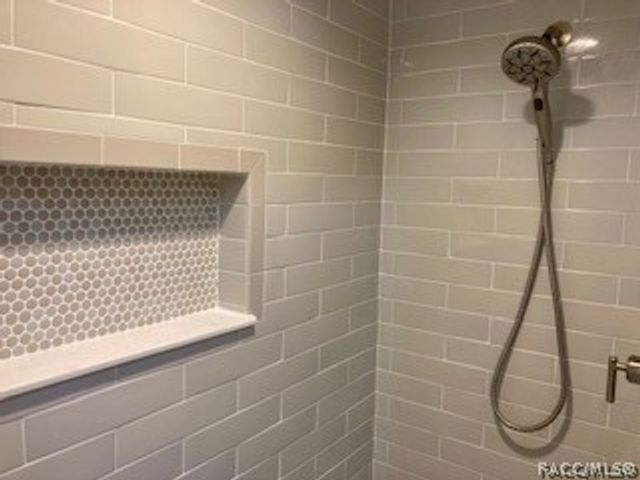 1215 N Egret Point, Crystal River, FL 34429