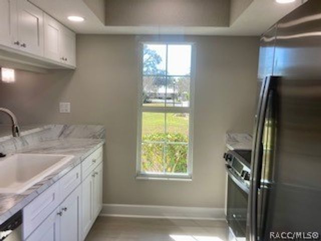 1215 N Egret Point, Crystal River, FL 34429