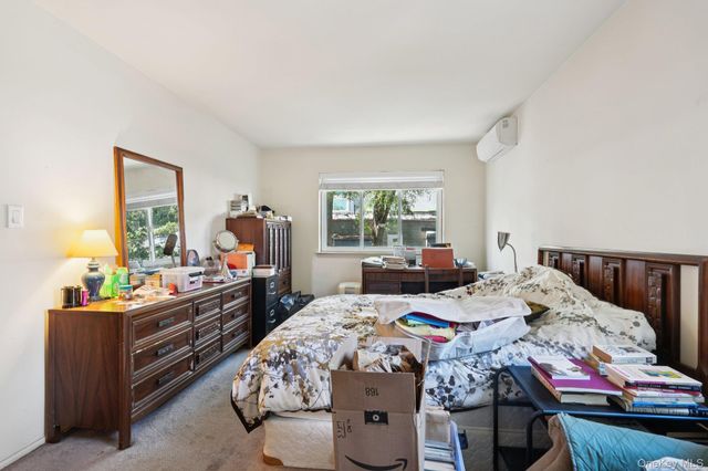 5959 Delafield Avenue, Bronx, NY 10471