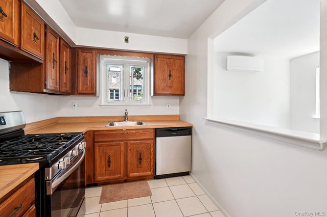 5959 Delafield Avenue, Bronx, NY 10471