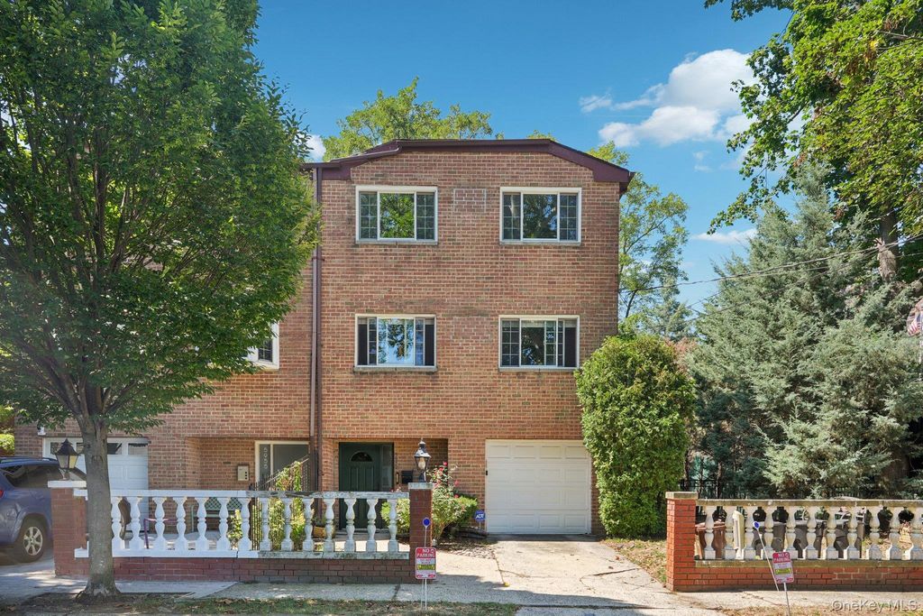 5959 Delafield Avenue, Bronx, NY 10471