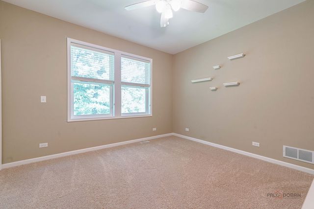 39226 N Rangers Way, Antioch, IL 60002
