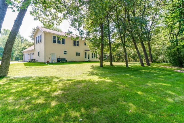 39226 N Rangers Way, Antioch, IL 60002