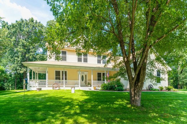 39226 N Rangers Way, Antioch, IL 60002