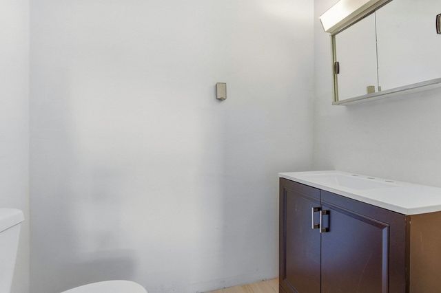 9 W Hill Place, Barnstead, NH 03225