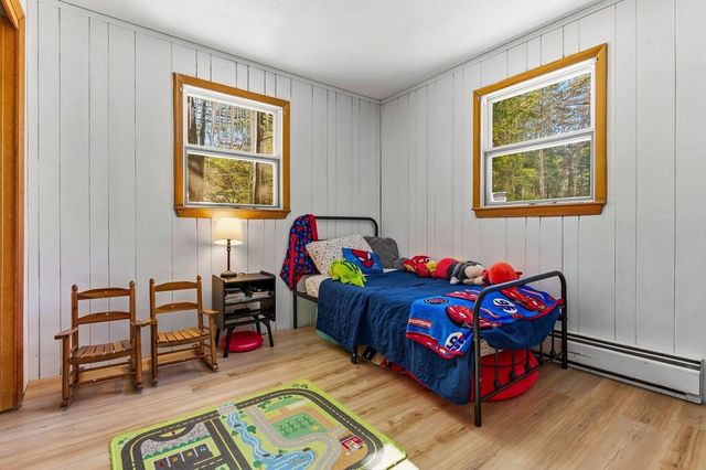 9 W Hill Place, Barnstead, NH 03225