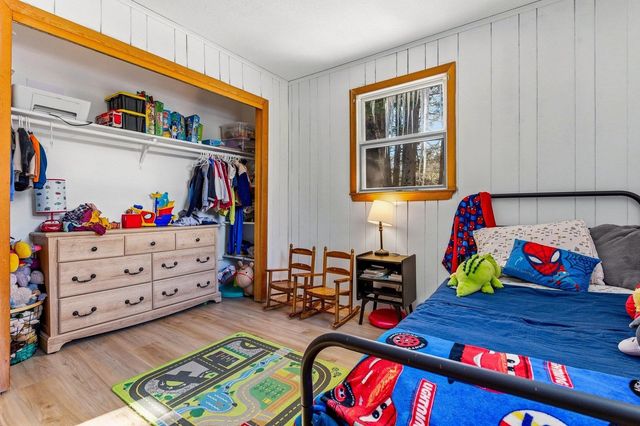 9 W Hill Place, Barnstead, NH 03225