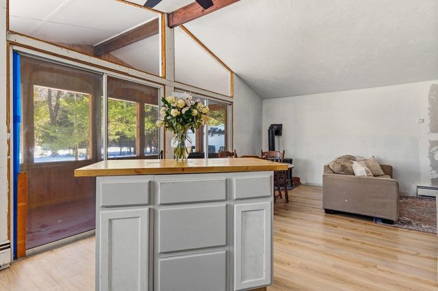 9 W Hill Place, Barnstead, NH 03225