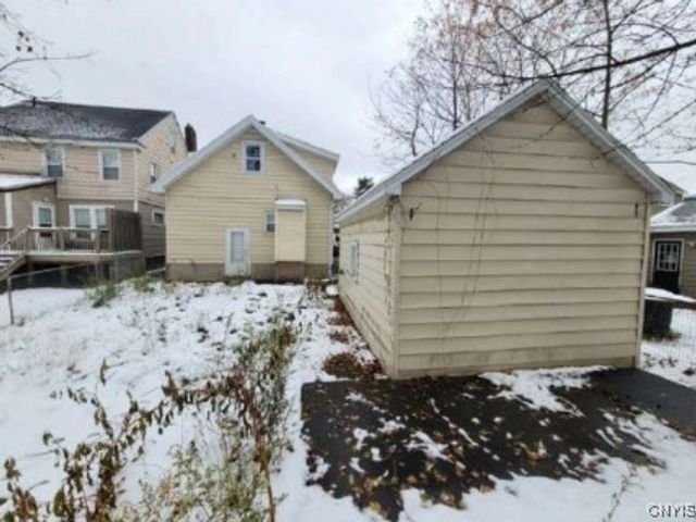 143 Huntley Street, Syracuse, NY 13208