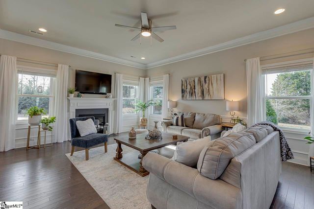 19 Cool Meadow Way, Fountain Inn, SC 29644