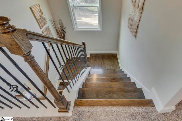 19 Cool Meadow Way, Fountain Inn, SC 29644