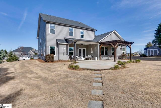 19 Cool Meadow Way, Fountain Inn, SC 29644