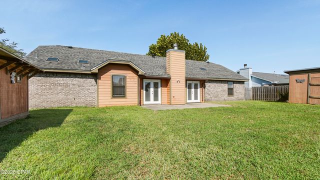 105 Saratoga Place, Lynn Haven, FL 32444