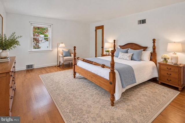 605 GREENWAY AVE, Trenton, NJ 08618