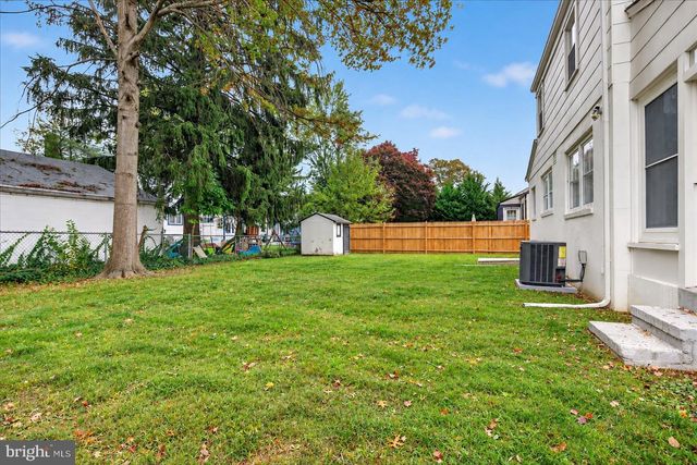 605 GREENWAY AVE, Trenton, NJ 08618