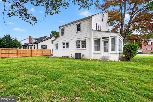 605 GREENWAY AVE, Trenton, NJ 08618