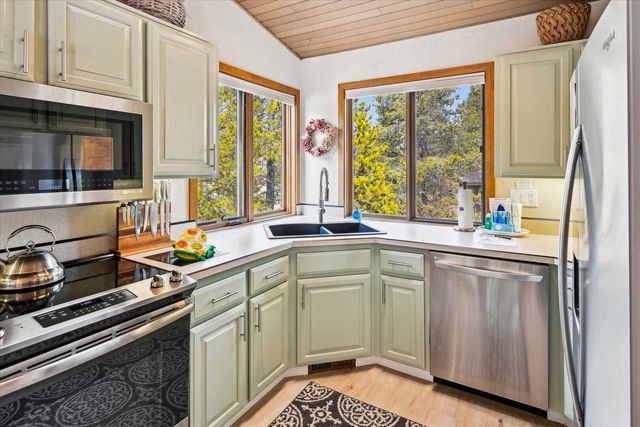 57671 Poplar Lane 23, Sunriver, OR 97707