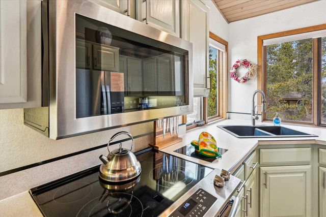 57671 Poplar Lane 23, Sunriver, OR 97707