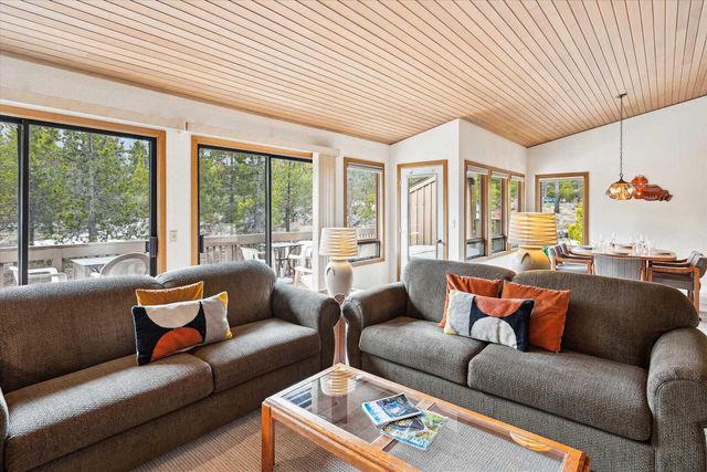 57671 Poplar Lane 23, Sunriver, OR 97707