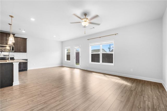 258 Station Overlook Drive, Auburn, GA 30011