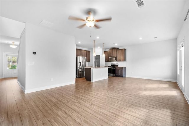 258 Station Overlook Drive, Auburn, GA 30011