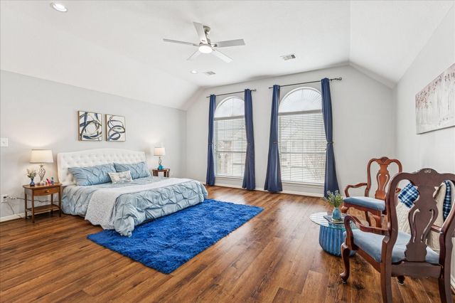 7531 S Linpar Court, Houston, TX 77040