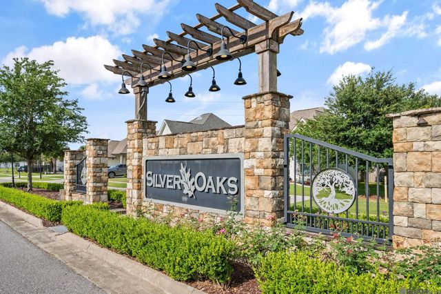 14518 Sterling Oaks Dr, Gonzales, LA 70737