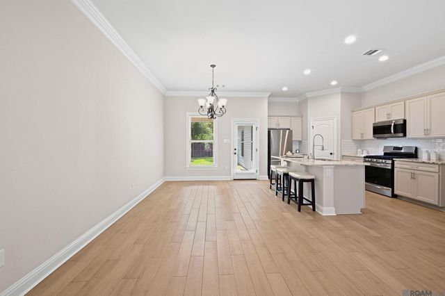 14518 Sterling Oaks Dr, Gonzales, LA 70737