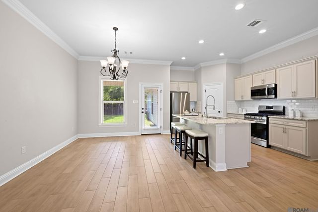 14518 Sterling Oaks Dr, Gonzales, LA 70737
