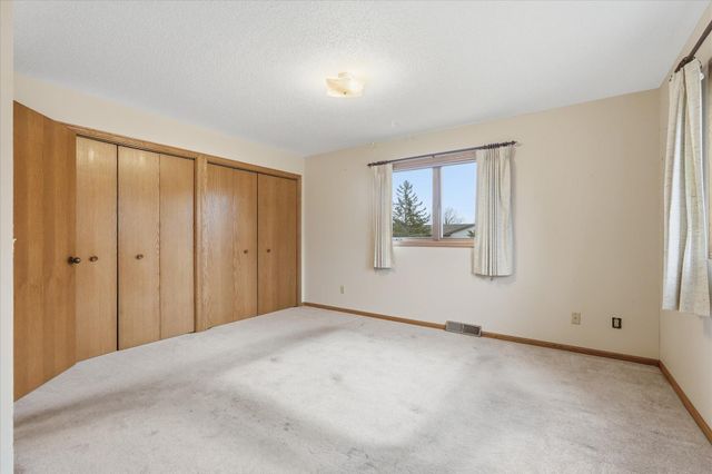 129 Meadowlark Lane SW, Melrose, MN 56352