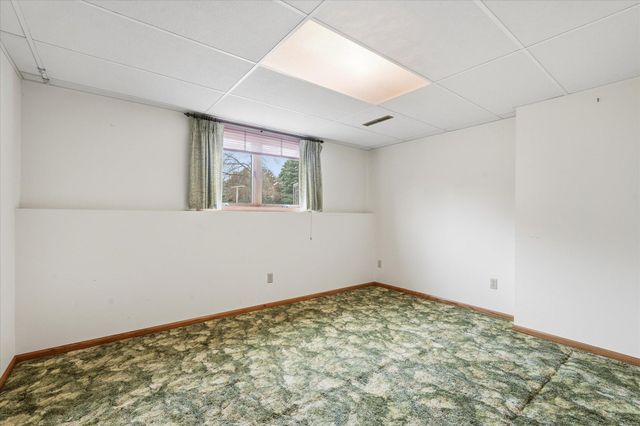 129 Meadowlark Lane SW, Melrose, MN 56352