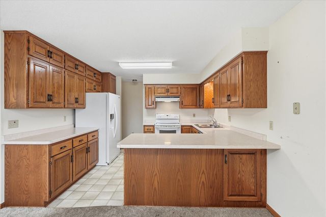 129 Meadowlark Lane SW, Melrose, MN 56352