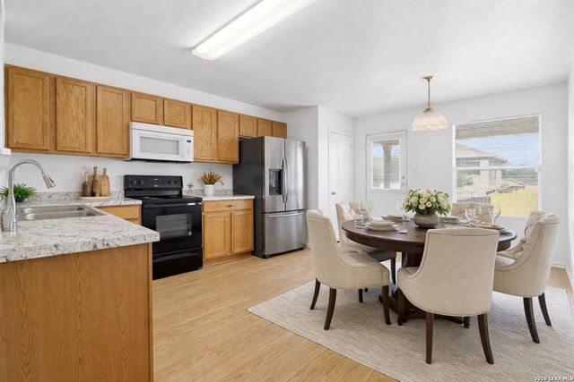 3423 IRONWOOD FALLS, San Antonio, TX 78260