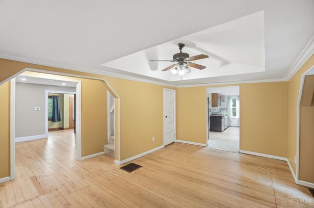 6951 Lesourdsville West Chester Road, Liberty Twp, OH 45011