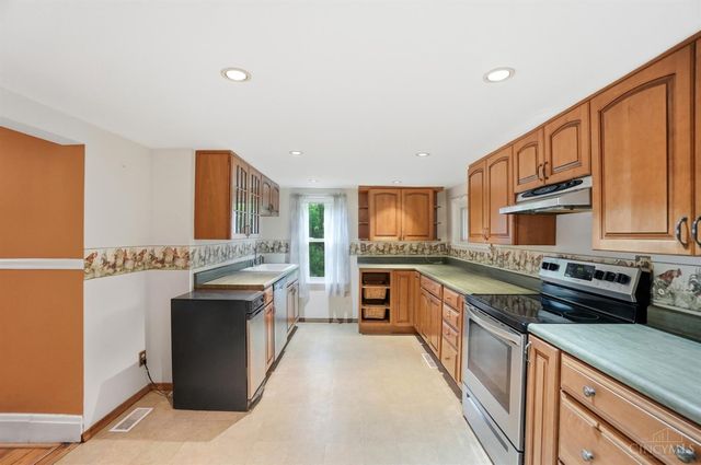 6951 Lesourdsville West Chester Road, Liberty Twp, OH 45011