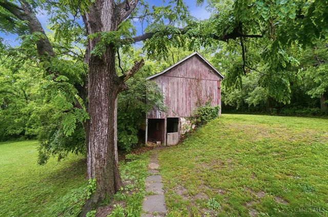 6951 Lesourdsville West Chester Road, Liberty Twp, OH 45011
