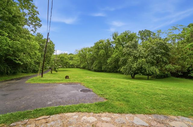 6951 Lesourdsville West Chester Road, Liberty Twp, OH 45011