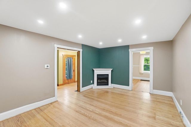 6951 Lesourdsville West Chester Road, Liberty Twp, OH 45011