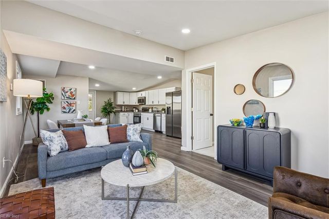 2923 Berkley AVE, Chesapeake, VA 23325