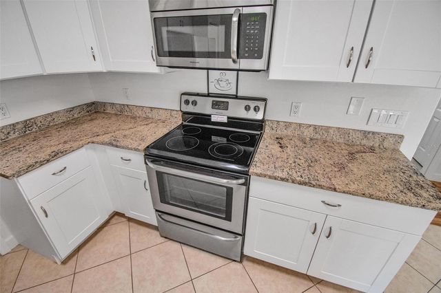 231 WELLINGTON DRIVE, Palm Coast, FL 32164