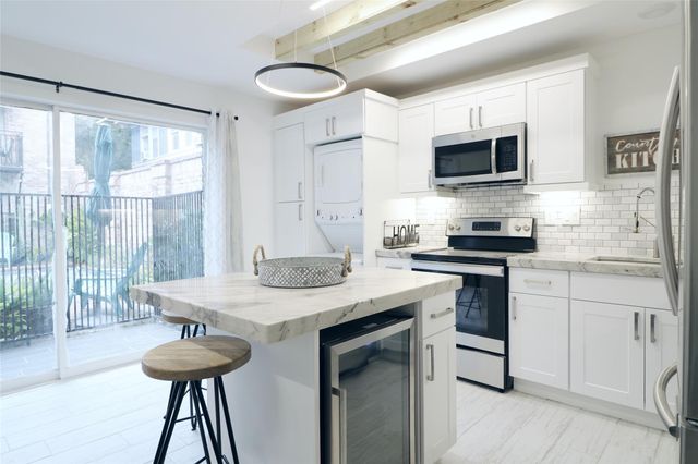 412 Pacific Street 2G, Houston, TX 77006