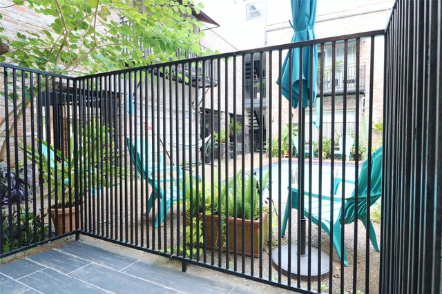 412 Pacific Street 2G, Houston, TX 77006