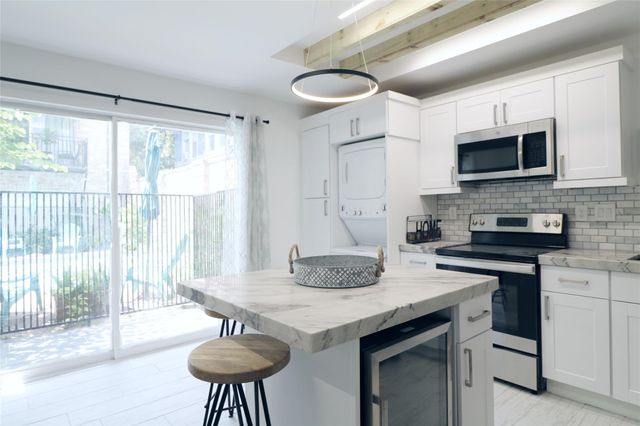 412 Pacific Street 2G, Houston, TX 77006