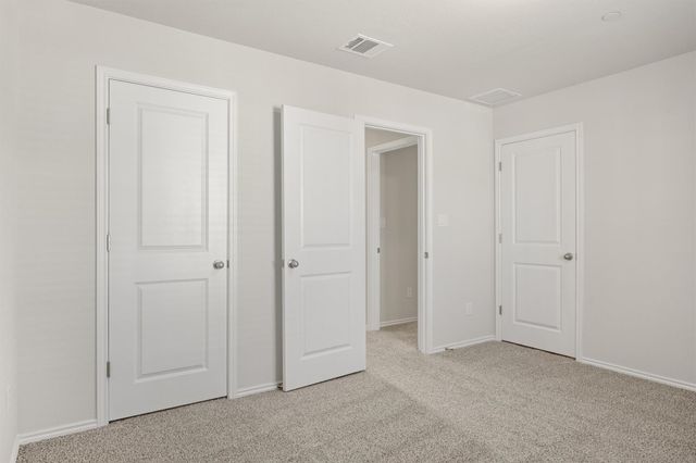 12811 Village Spun PLZ, Buda, TX 78610