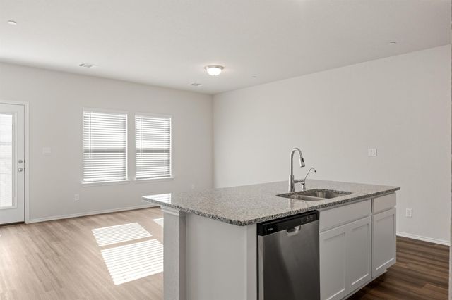 12811 Village Spun PLZ, Buda, TX 78610