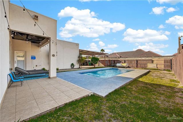 1700 W Ventura Drive, Pharr, TX 78577