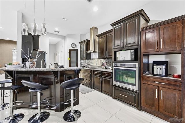 1700 W Ventura Drive, Pharr, TX 78577