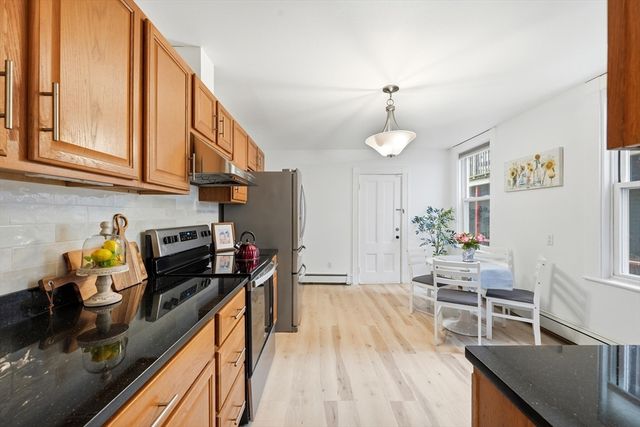 166 Chestnut St 1, Brookline, MA 02445